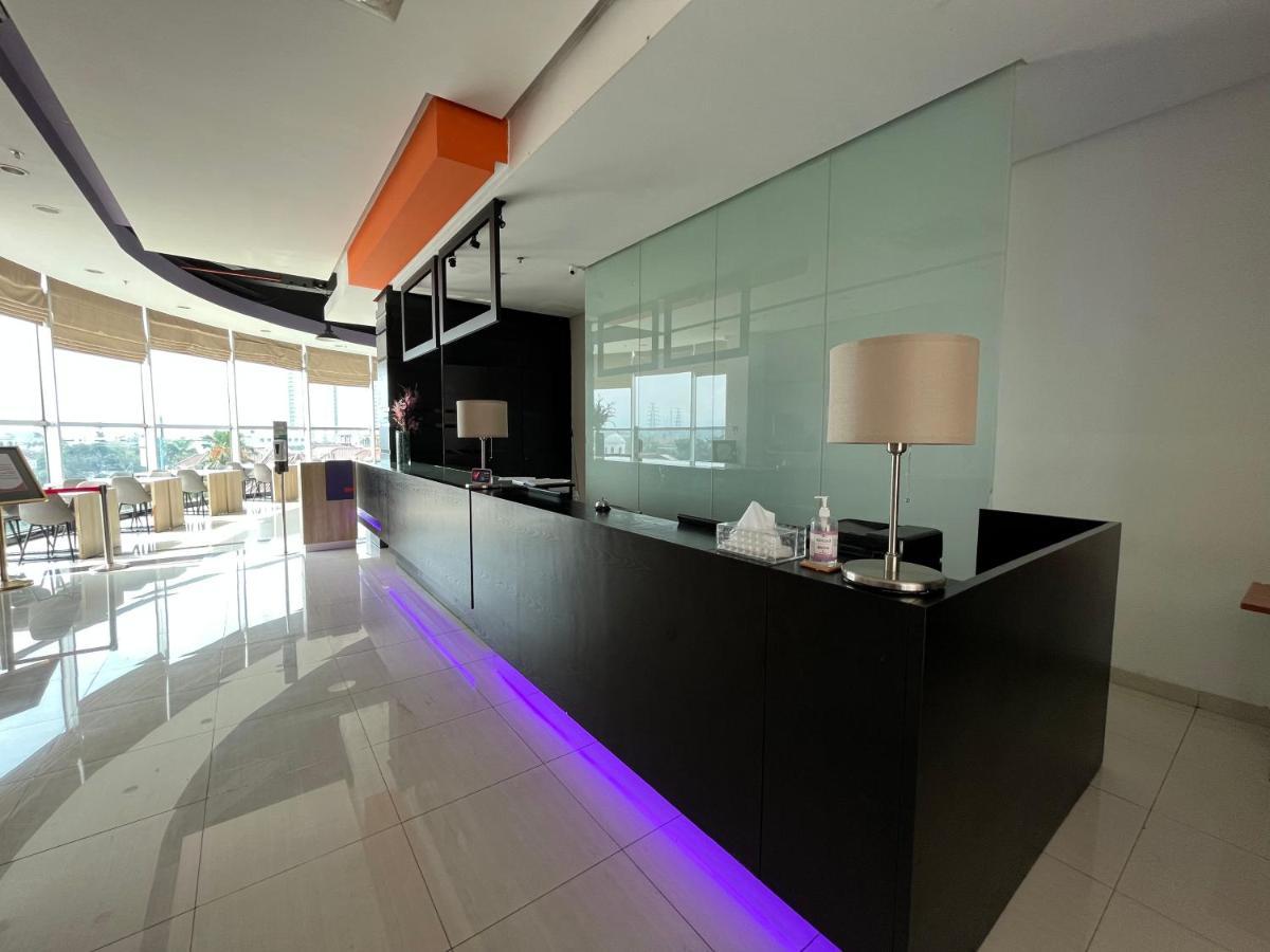 Luminor Hotel Metro Indah - Bandung By Wh Cicadas Экстерьер фото