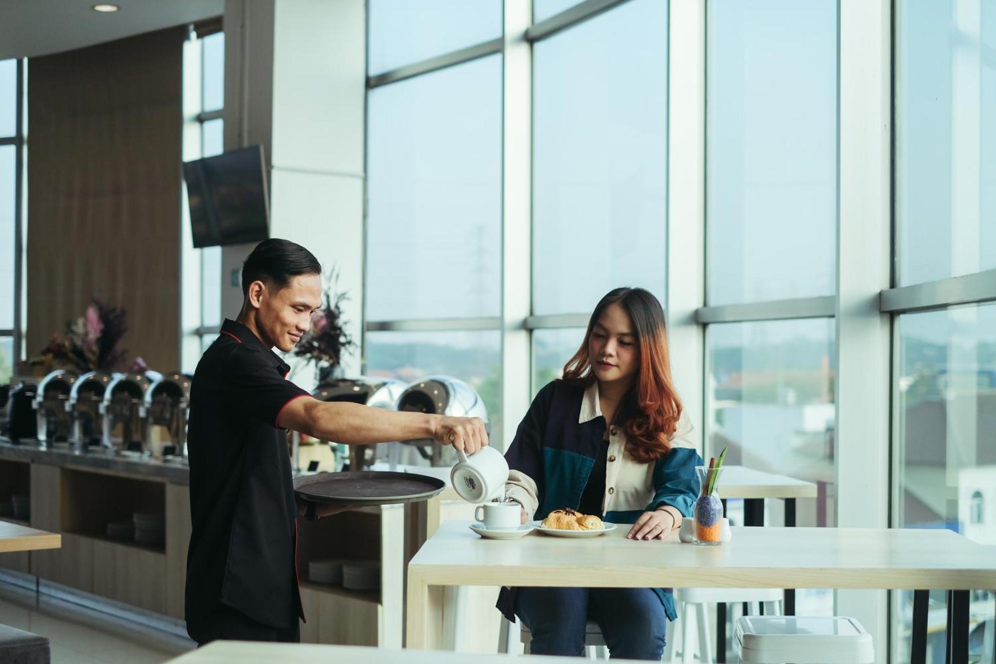 Luminor Hotel Metro Indah - Bandung By Wh Cicadas Экстерьер фото